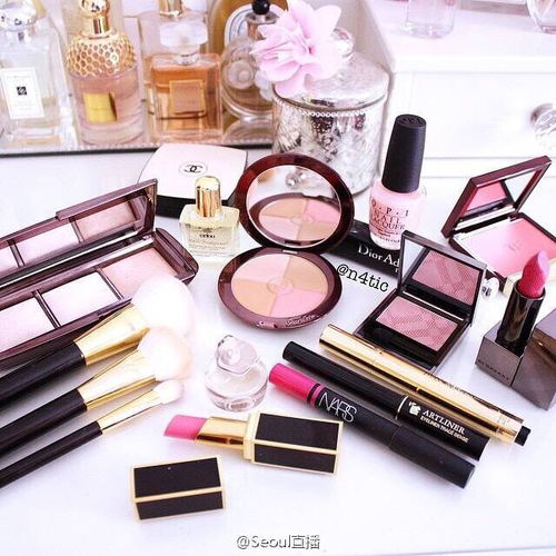 化妝品與寵物用品 現(xiàn)代生活品質的雙重保障